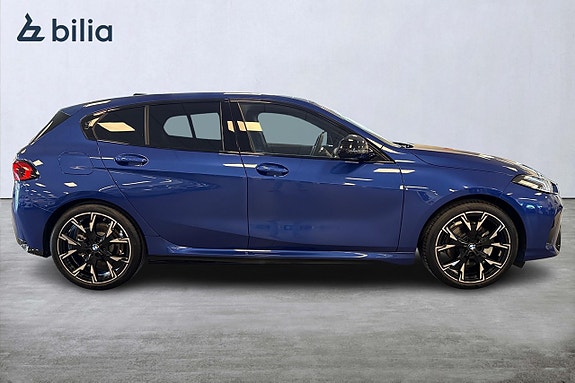 BMW 120 16 of 19
