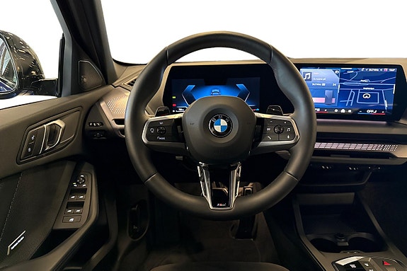 BMW 120 9 of 19