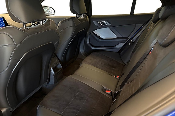 BMW 120 14 of 19