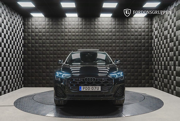 Audi SQ8 10 of 27