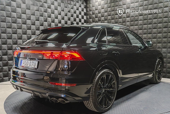 Audi SQ8 7 of 27