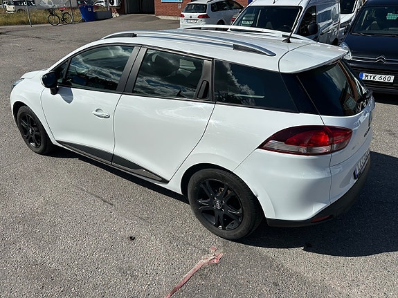 Renault Clio 5 of 11