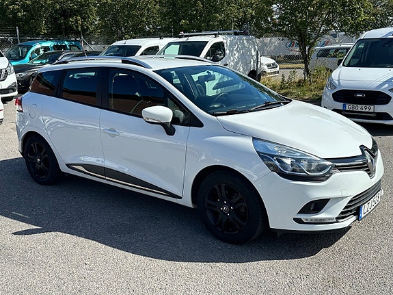 Renault Clio 2 of 11