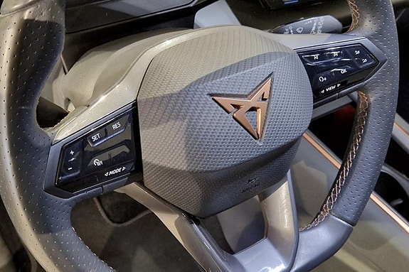 Cupra Born 8 of 13