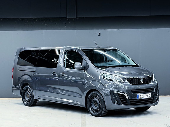 Peugeot Traveller 19 of 19