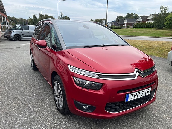 Citroen Grand C4 Picasso 2 of 11