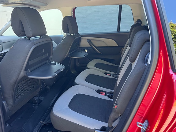 Citroen Grand C4 Picasso 7 of 11