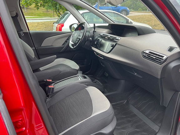 Citroen Grand C4 Picasso 8 of 11