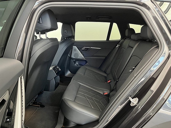 BMW 530e 12 of 17