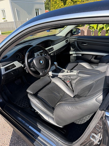 BMW 335i 3 of 3