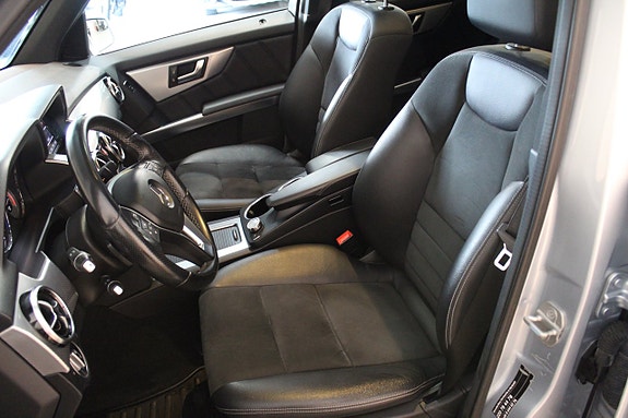 Mercedes-Benz GLK220 12 of 23