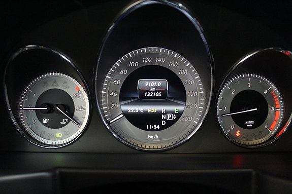Mercedes-Benz GLK220 14 of 23