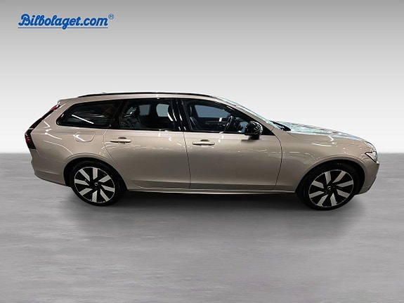 Volvo V90 5 of 16