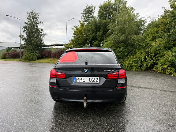 BMW 525d 5 of 11