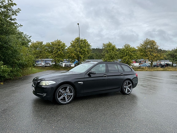 BMW 525d 2 of 11