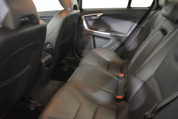 Volvo S60 12 of 14