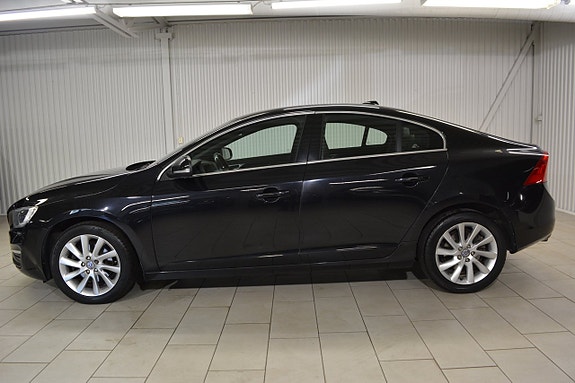 Volvo S60 2 of 14