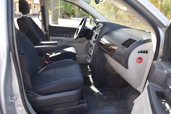 Chrysler Grand Voyager 9 of 21