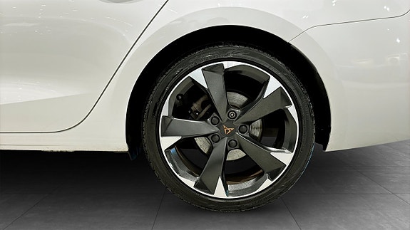 Cupra Leon 6 of 12