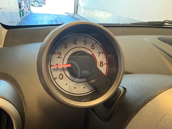 Toyota Aygo 12 of 17