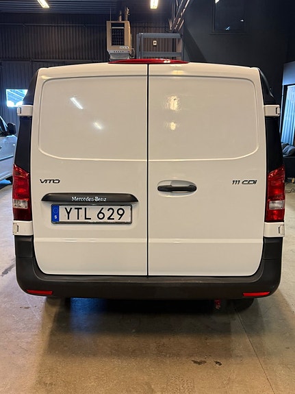 Mercedes-Benz Vito 111 7 of 16