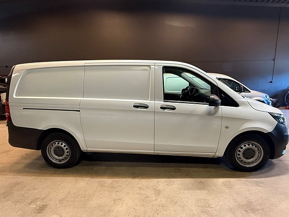 Mercedes-Benz Vito 111 5 of 16