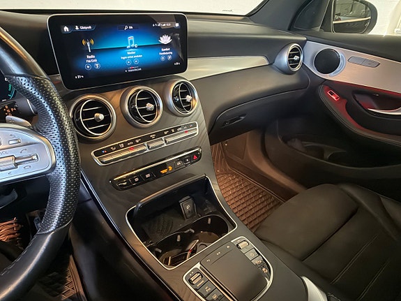 Mercedes-Benz GLC300 de 10 of 13