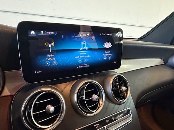 Mercedes-Benz GLC300 de 9 of 13
