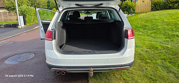 Volkswagen Golf Alltrack 4 of 8