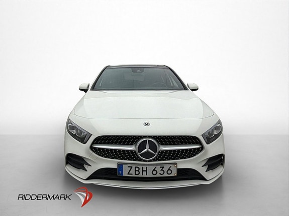 Mercedes-Benz A180 2 of 30
