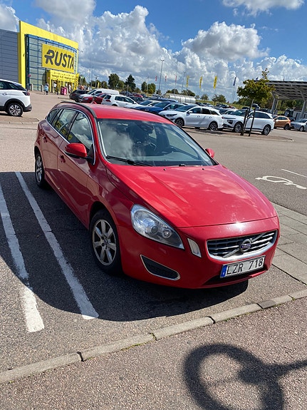 Volvo V60 4 of 7