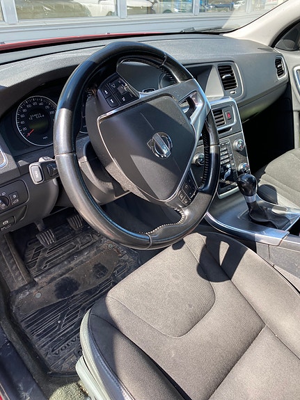 Volvo V60 6 of 7