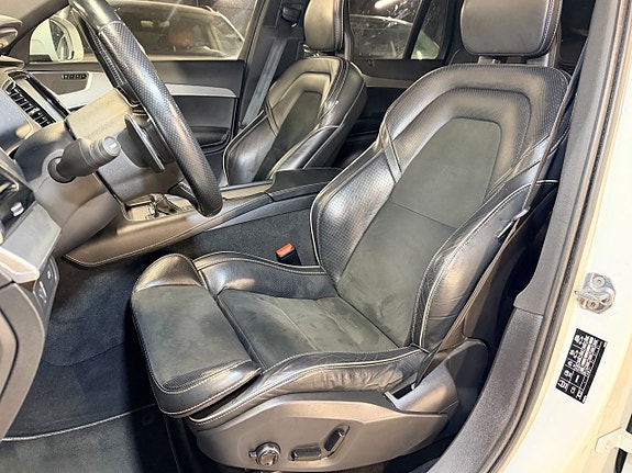Volvo XC90 17 of 30