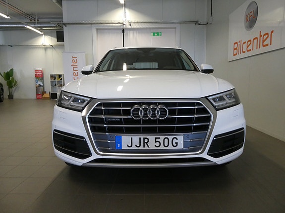 Audi Q5 11 of 19