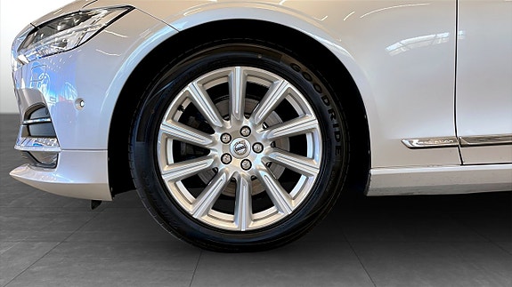 Volvo V90 9 of 12