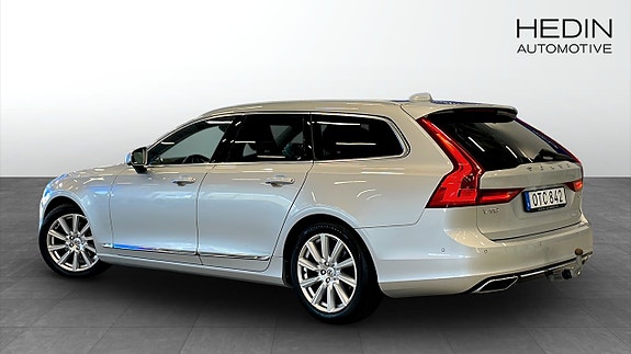 Volvo V90 2 of 12