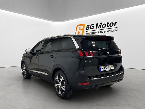 Peugeot 5008 6 of 16