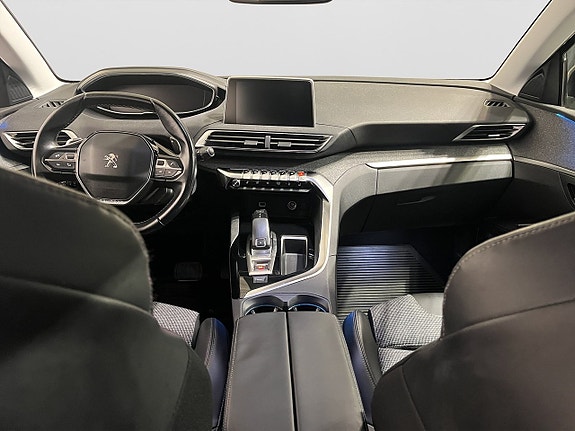 Peugeot 5008 12 of 16