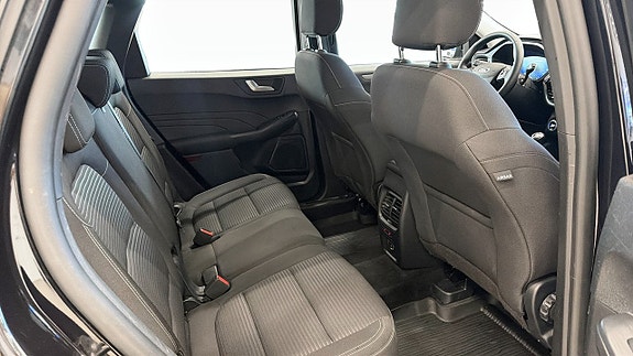 Ford Kuga 5 of 12