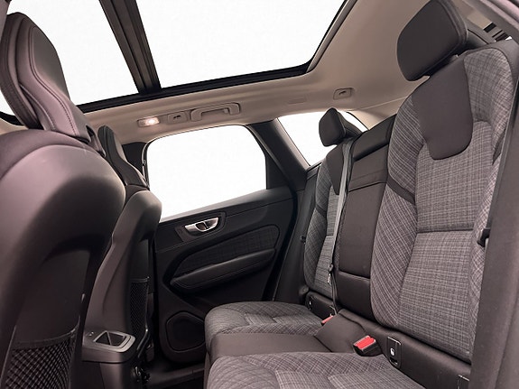 Volvo XC60 29 of 30