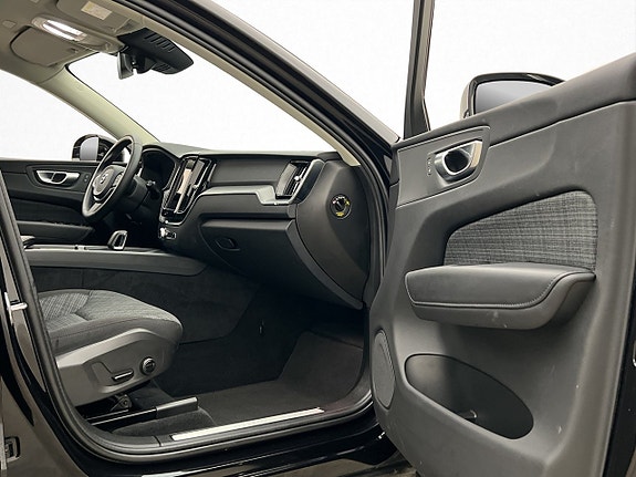 Volvo XC60 28 of 30