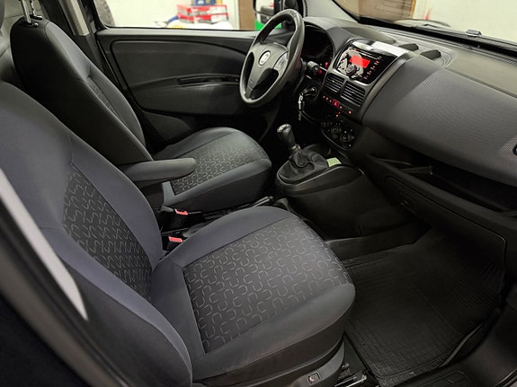 Fiat Doblo 10 of 11