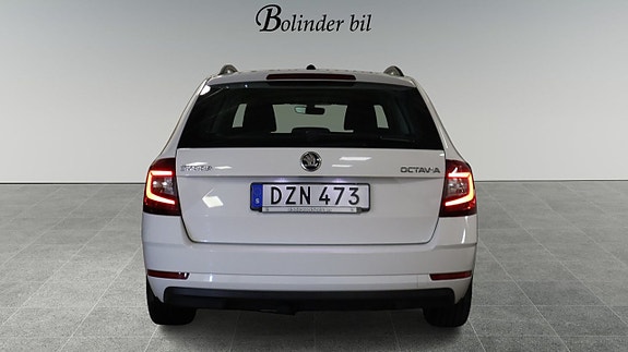 Skoda Octavia 5 of 18