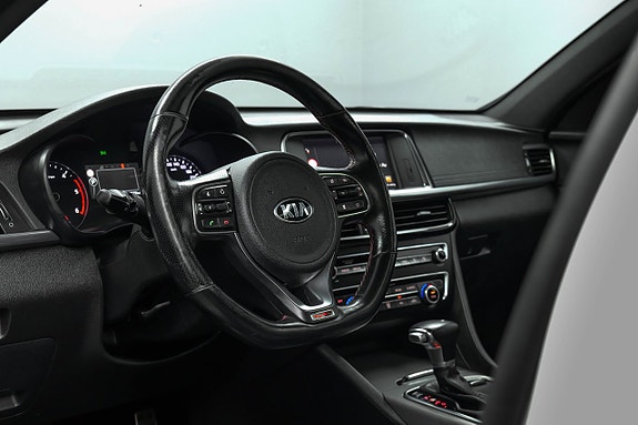 Kia Optima 7 of 24