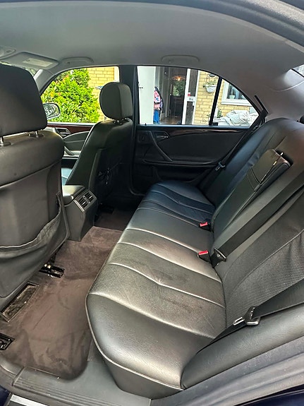 Mercedes-Benz E200 9 of 10