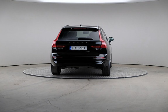 Volvo XC60 2 of 3