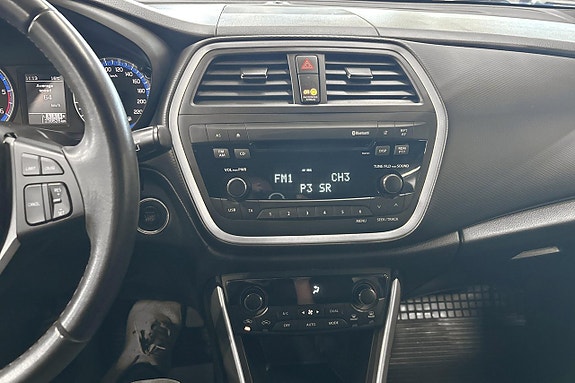 Suzuki S-Cross 11 of 14