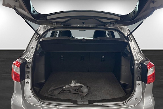 Suzuki S-Cross 14 of 14