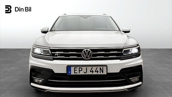 Volkswagen Tiguan Allspace 4 of 12