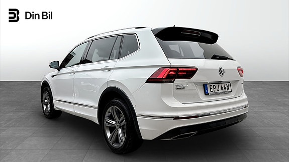 Volkswagen Tiguan Allspace 3 of 12